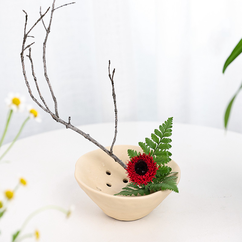 ชามใส่ดอกไม้ถ้ำเซรามิกสไตล์เซน - Ikebana Vase Kenzan บทวิจารณ์และราคา