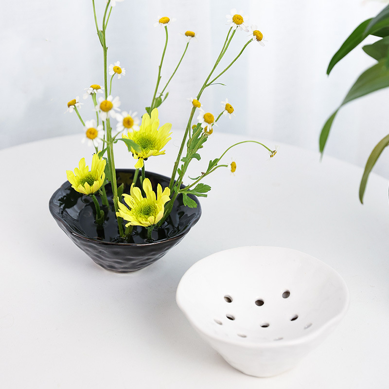 ชามใส่ดอกไม้ถ้ำเซรามิกสไตล์เซน - Ikebana Vase Kenzan บทวิจารณ์และราคา